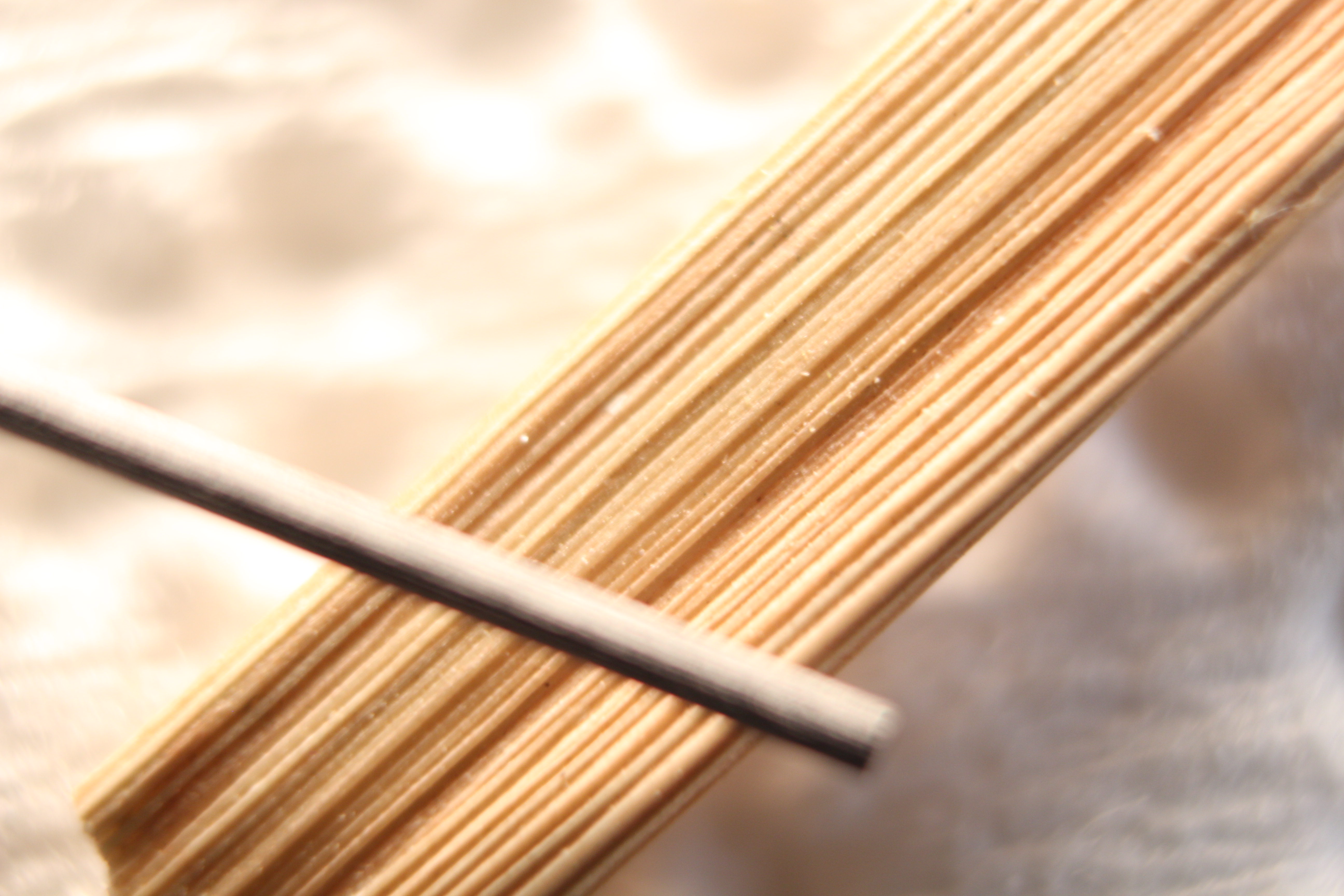 Macro and Micro Picture of the Day 2020-01-13