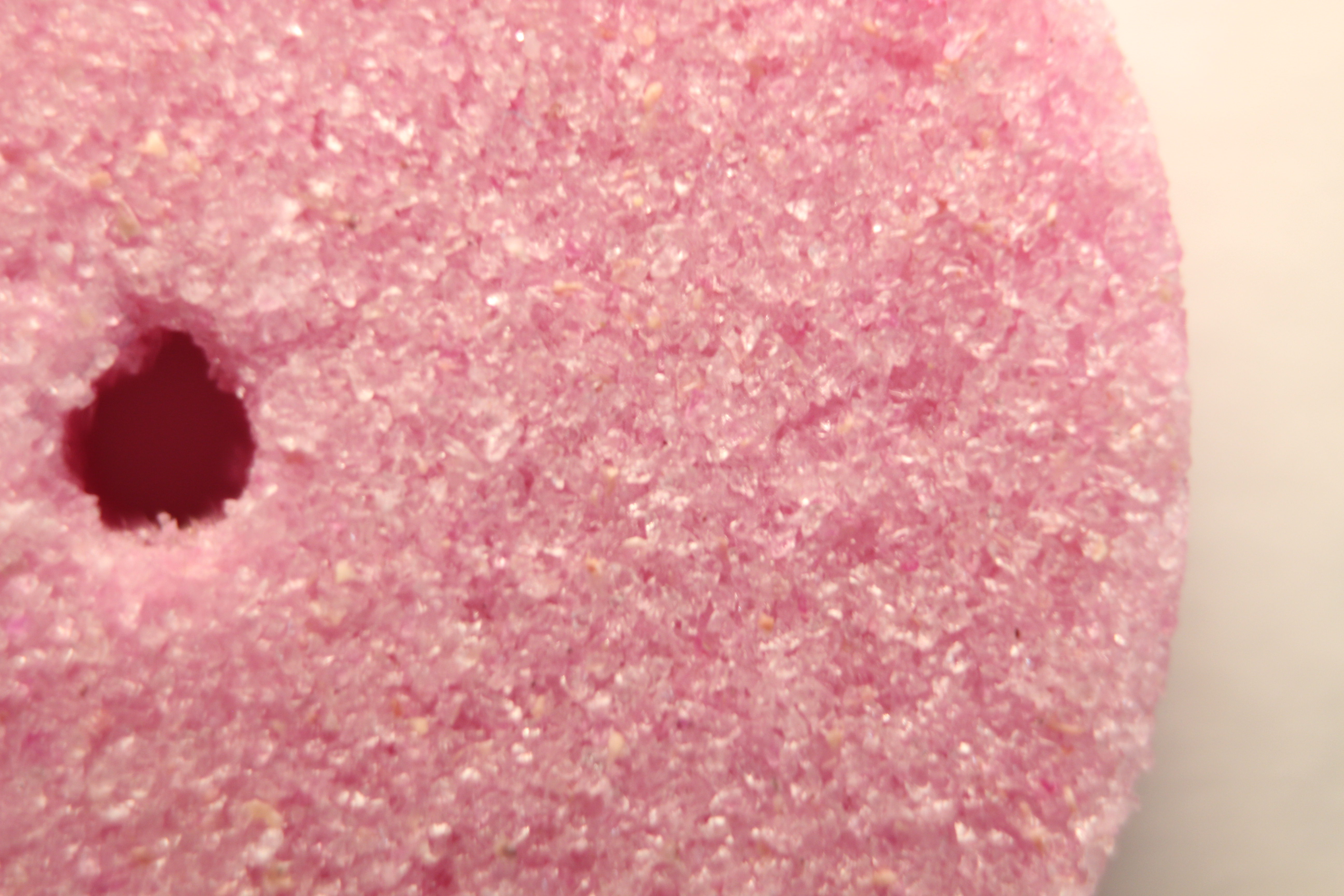 Macro and Micro Picture of the Day 2020-03-31